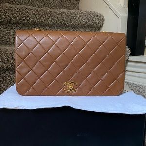 ❌SOLD❌Vintage Chanel Full flap Lambskin Caramel